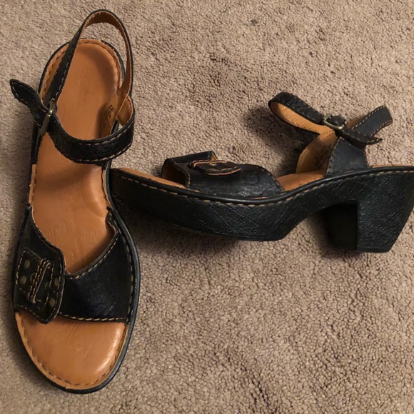 Born Shoes - Born brand slight heal dark brown sandals.